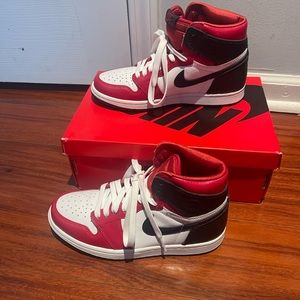 JORDAN 1 RETRO HIGH SATIN SNAKE CHICAGO (Women’s 7)